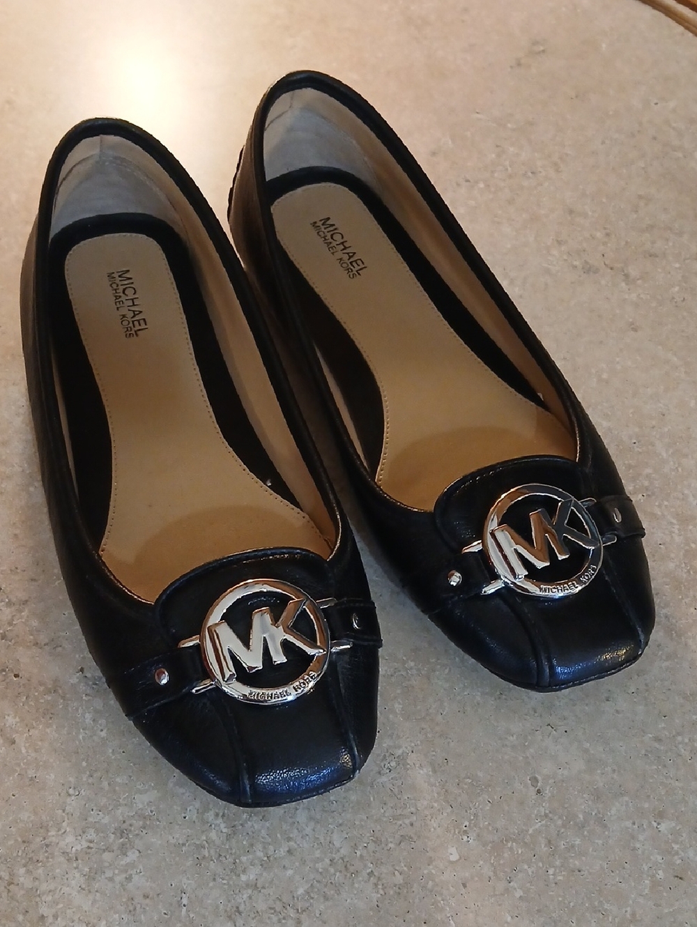 Michael Kors Black Leather MK Logo Slip-On Flats Sz 8M